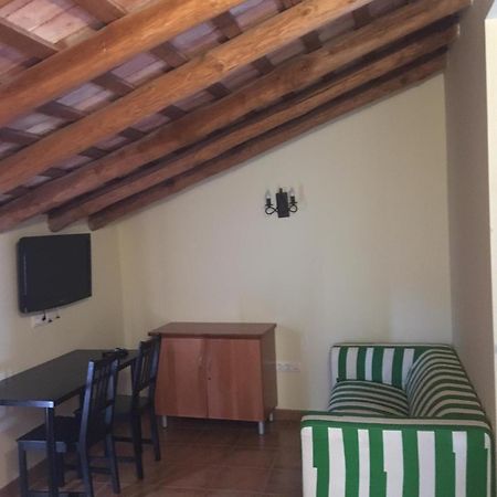 Apartamentos Turisticos Rurales El Pua كثل دي لا سييرا المظهر الخارجي الصورة