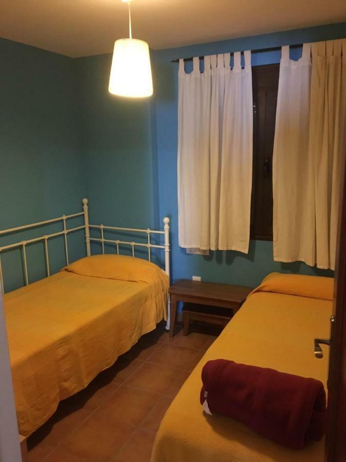 Apartamentos Turisticos Rurales El Pua كثل دي لا سييرا المظهر الخارجي الصورة